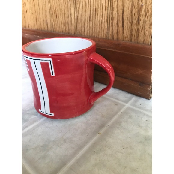 ANTHROPOLOGIE Letter T Coffee Mug Coral Monogram Initial Handpainted Cup 12oz - Picture 2 of 5